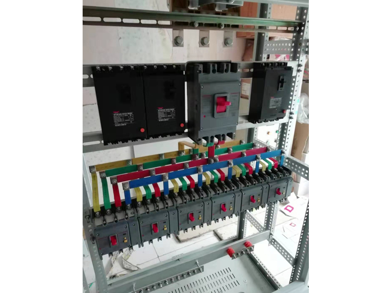 淄博理工大學配電柜安裝案例